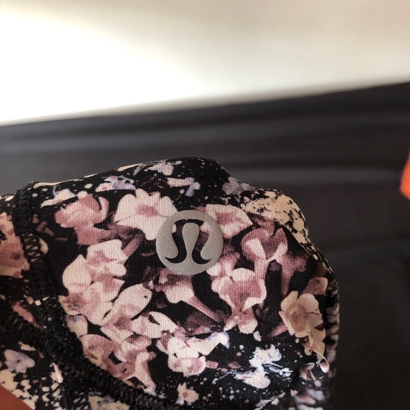 Lululemon Floral Mesh Tank - Picture 2 of 3